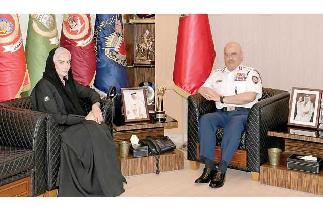 رئيس الأمن العام يستقبل رئيس جمعية البحرين لمكاتب الاستقدام