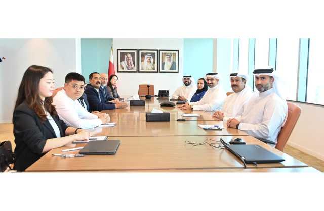 وزير الصناعة يبحث تعزيز التعاون في مجال الذكاء الاصطناعي مع أمين عام اتحاد الشباب والابتكار في مدينة شنزن