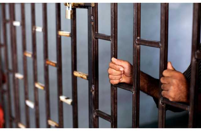 3 سنوات لمتهمي سرقة «جمعية سار».. سرقوا 20 حصالة فيها 600 دينار