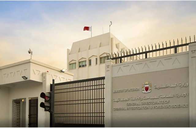 «المباحث»: القبض على ثلاثة أشخاص أثناء بيعهم «دولارات مزيفة» بنصف السعر