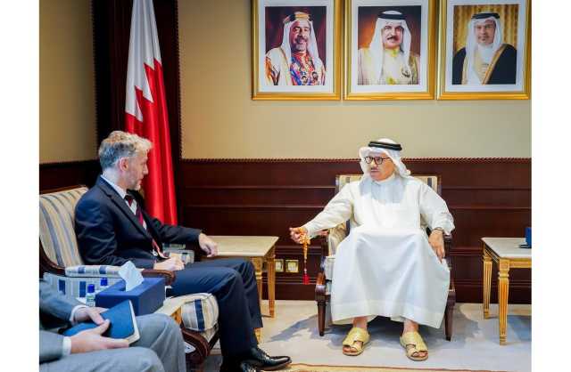 سعادة وزير الخارجية يستقبل سفير المملكة المتحدة لدى مملكة البحرين