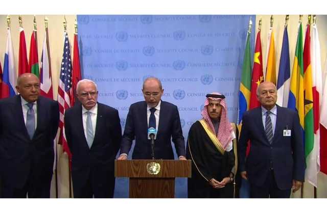 وزراء خارجية السعودية ومصر والأردن يطالبون بوقف فوري للنار في غزة