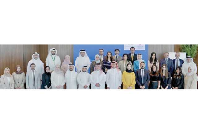 مواصلة تقديم البرامج القيادية للقطاعين العام والخاص