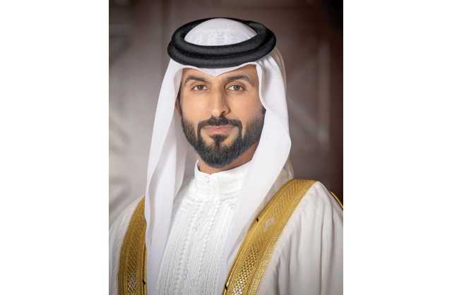 ناصر بن حمد يعلن عودة «التخييم»