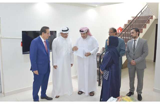 محافظ الشمالية يزور إحدى وحدات مشروع بيوت الخيري