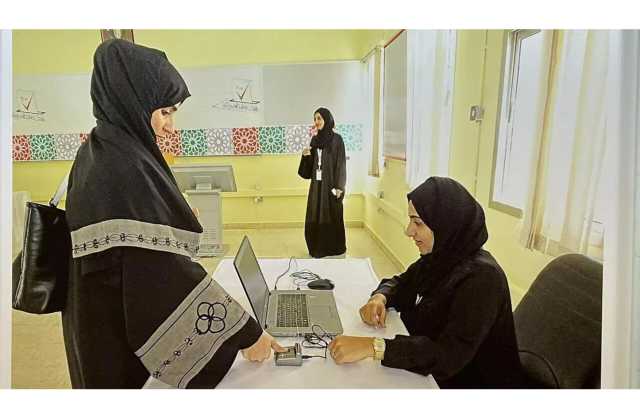 سلطنة عمان تعلن الانتهاء من عملية التصويت.. ونسبة المشاركة 65.88%