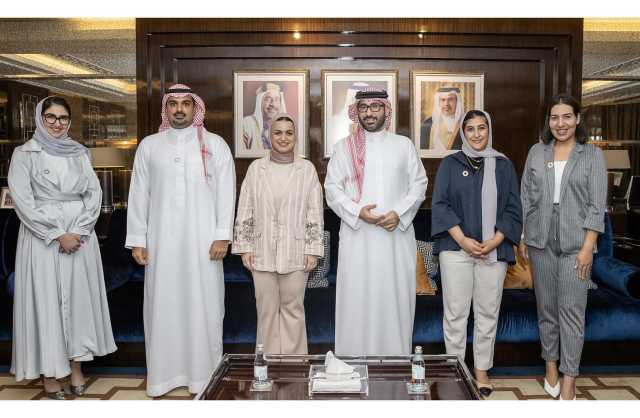 الأمين العام للمجلس الأعلى للشباب والرياضة يكرم خمسة من المتميزين في «لامع»