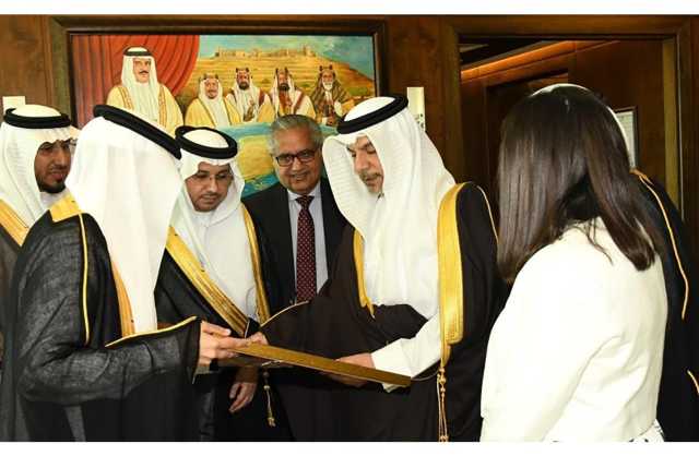 وزير النفط والبيئة: مؤتمر التآكل منصة عالمية لتوفير وتبادل المعلومات والتقنيات للمهتمين في مختلف الصناعات