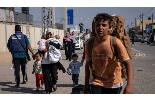 بعد إغلاق دام 3 أيام.. للمصريين وهؤلاء الأجانب فقط.. فتح معبر رفح ثانية