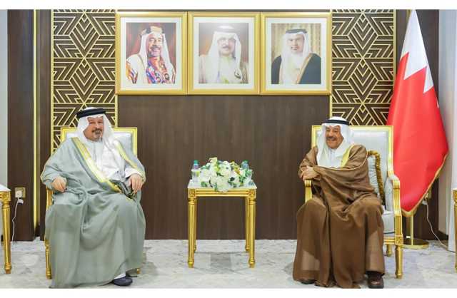 رئيس مجلس الشورى يشيد بجهود ديوان الرقابة في إعداد تقارير مهنية تعزز كفاءة وأداء المؤسسات الحكومية