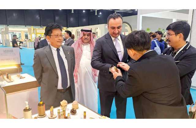 جناح العطور التايلاندية يظهر لأول مرة في معرض «سنت عربية 2023»