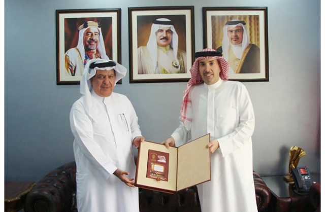 محافظ العاصمة يستقبل الكاتب جمال الياقوت