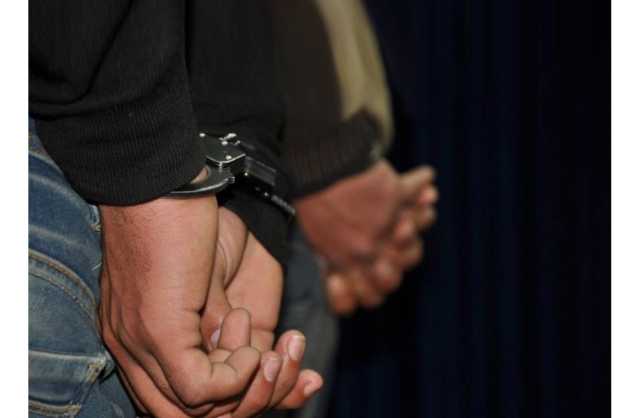 ‏حبس 3 آسيويين لسرقتهم مبالغ نقدية من شركات ومحلات تجارية
