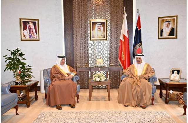 وزير الداخلية يبحث برامج التعاون الأمني مع سفير البحرين لدى المملكة المتحدة