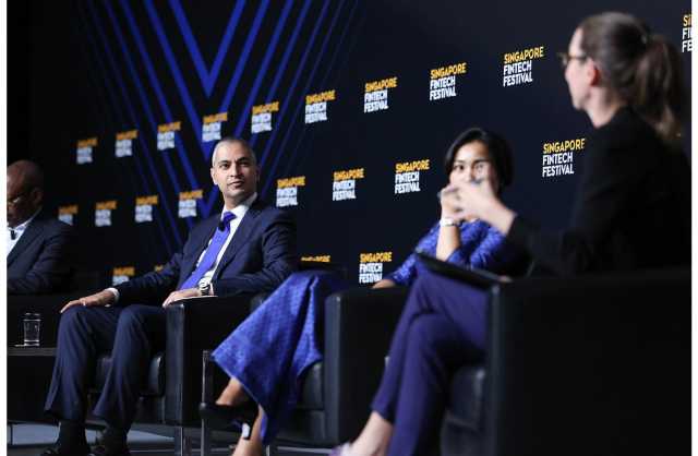 مجلس التنمية الاقتصادية يبرز مكانة البحرين كمركز عالمي لخدمات التكنولوجيا المالية