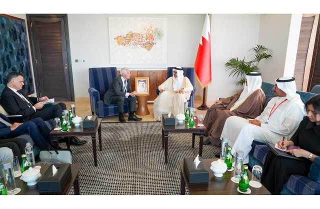 سعادة وزير الخارجية يجتمع مع الممثل السامي للاتحاد الأوروبي للشؤون الخارجية والسياسة الأمنية
