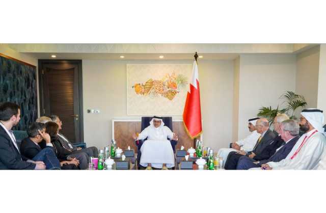 وزير الخارجية يستقبل عددًا من خبراء مراكز البحوث الأمريكية