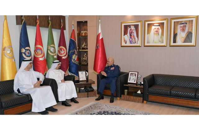 رئيس الأمن العام يستقبل القائد العام المساعد لشؤون التميز والريادة بشرطة دبي