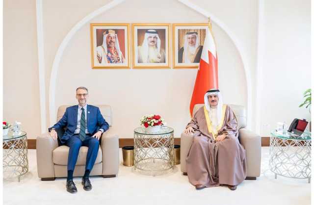 رئيس مجلس النواب يستقبل السفير الأمريكي لدى مملكة البحرين
