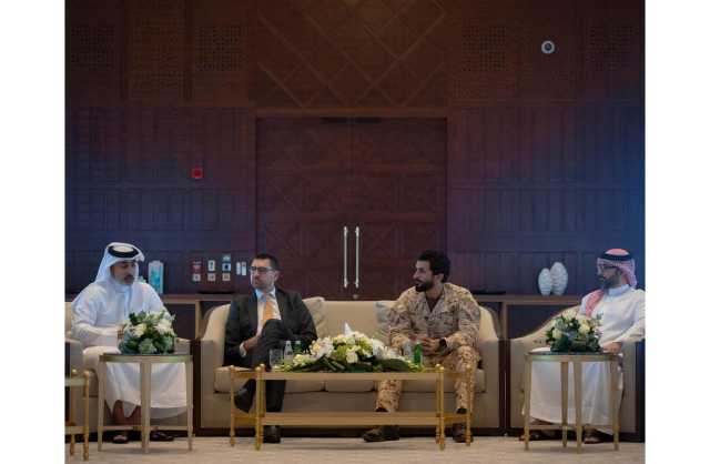 الشيخ ناصر بن حمد يؤكد أهمية الاستثمار في القدرات الوطنية لتحقيق الاستدامة في استشراف المستقبل