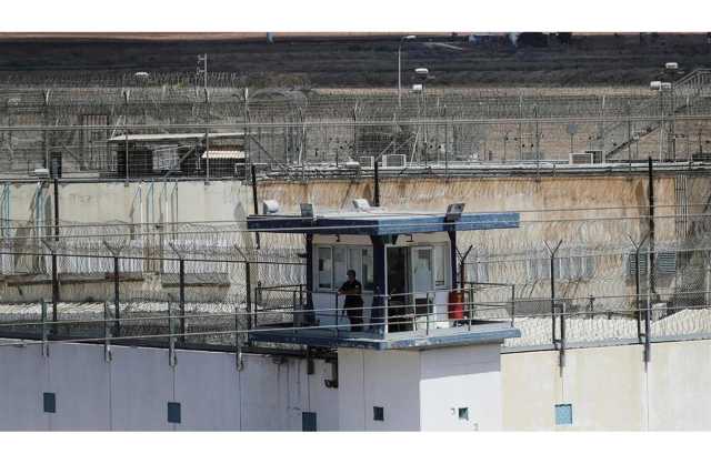معظهم أطفال.. من هم الأسرى الفلسطينيون في صفقة التبادل؟