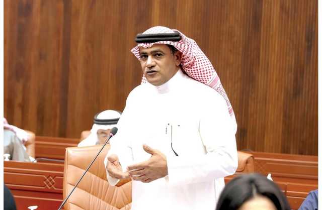 الشنو: مزيد من التشريعات للدفع بقطاع السياحة