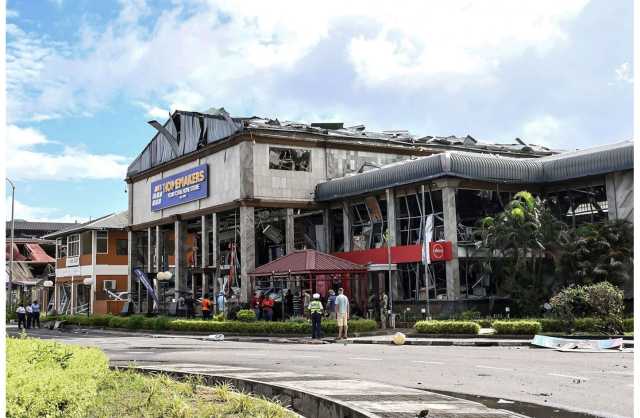 رئيس سيشيل يعلن حالة الطوارئ بعد وقوع انفجار ضخم أسفر عن إصابة العشرات
