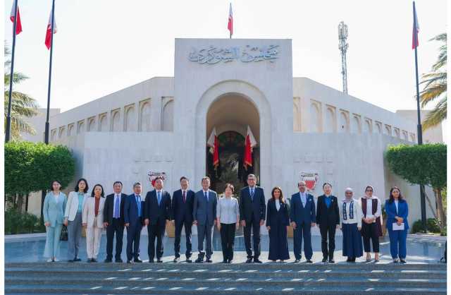 النائب الأول لمجلس الشورى يستقبل رئیس لجنة مقاطعة جیانغسو للمؤتمر الاستشاري السیاسي الصیني