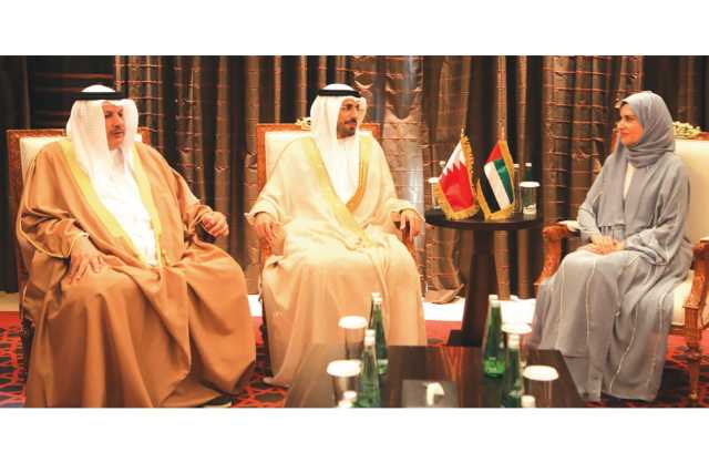 بحث تبادل الخبرات وتطوير منهجية التعاون والتدريب البرلماني بين البحرين والإمارات