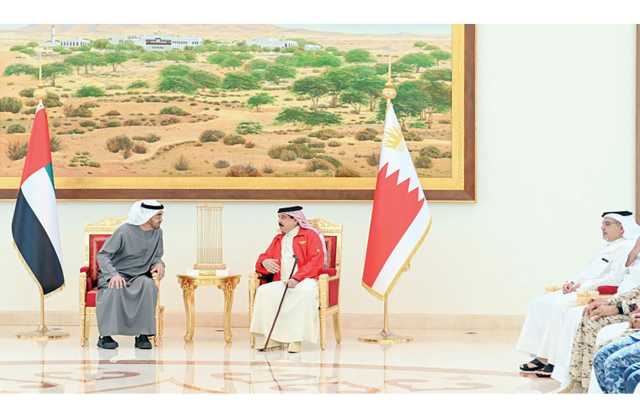 الملك: علاقات استراتيجية وصلات وثيقة مع الإمارات