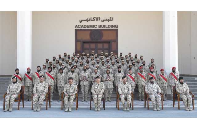 تخريج دورة المتطوعات المدنيات للقوة الاحتياطية «الدفعة الثالثة» بقوة دفاع البحرين