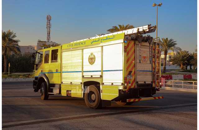 اندلاع حريق في عدد من عربات الطعام بمنطقة الجفير