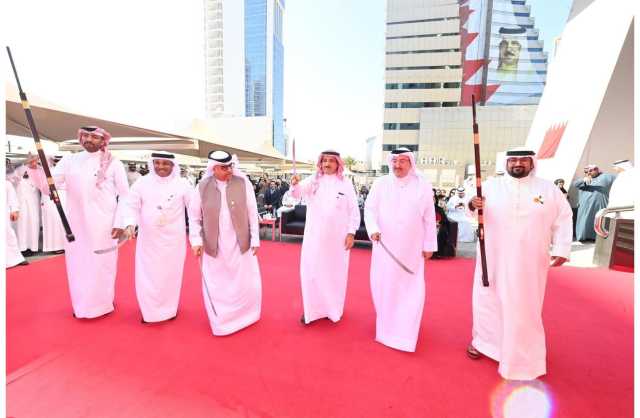 بالصور.. جهاز المساحة والتسجيل العقاري ومؤسسة التنظيم العقاري وهيئة التخطيط والتطوير العمراني يحتفلون بالأعياد الوطنية