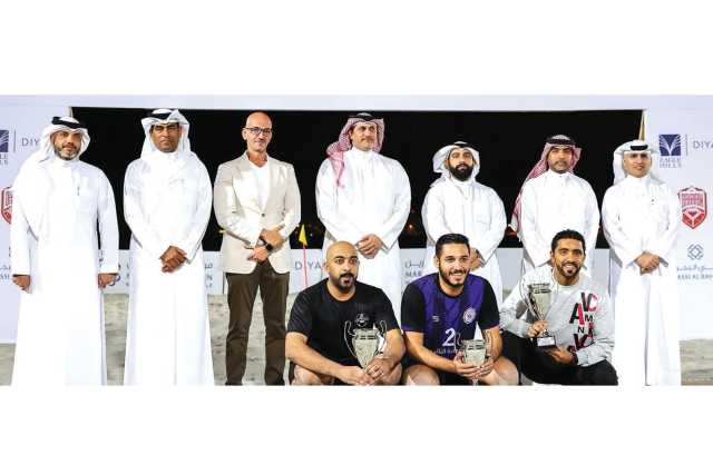 المناعي يتوّج داركليب بطلاً لدوري مراسي لكرة القدم الشاطئية