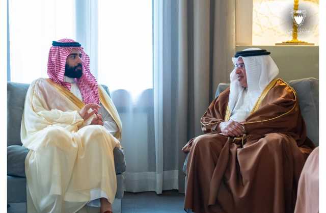 سمو ولي العهد رئيس الوزراء يتلقي سفير المملكة العربية السعودية لدى البحرين بمناسبة انتهاء فترة عمله