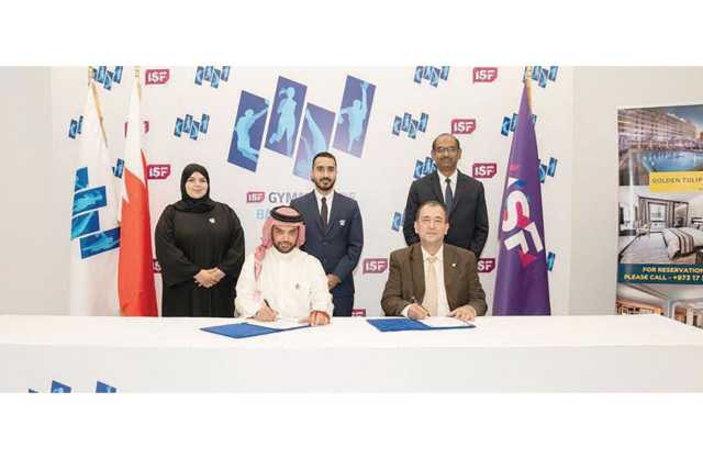 تنفيذية الألعاب المدرسية توقع اتفاقية تعاون مع فندق جولدن توليب