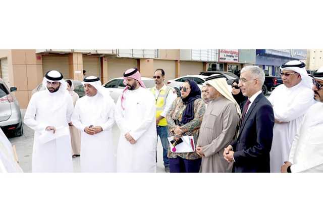 وزير الأشغال يتفقد مشاريع تطوير البنية التحتية في الدائرة الخامسة بمحافظة المحرق