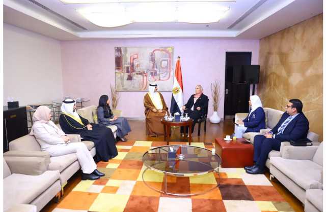 وزير التنمية الاجتماعية يلتقي وزيرة التضامن الاجتماعي بالقاهرة