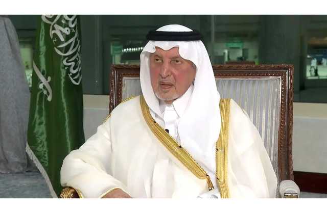 أمير منطقة مكة المكرمة الأمير خالد الفيصل يجري عملية جراحية تكللت بالنجاح