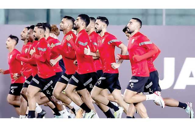 منتخبنا الوطني يصل دبي ويخوض مرانه الأول