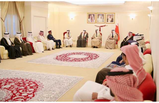 محافظ الجنوبية يشيد بتوجيهات ملك البلاد المعظم في استمرار المشاريع الريادية التي تعد نبراس لعمل المحافظة ووسام فخر واعتزاز
