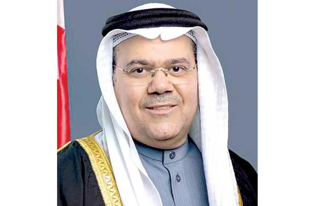 الرئيس الروسي يمنح سفير البحرين في موسكو «وسام الصداقة»