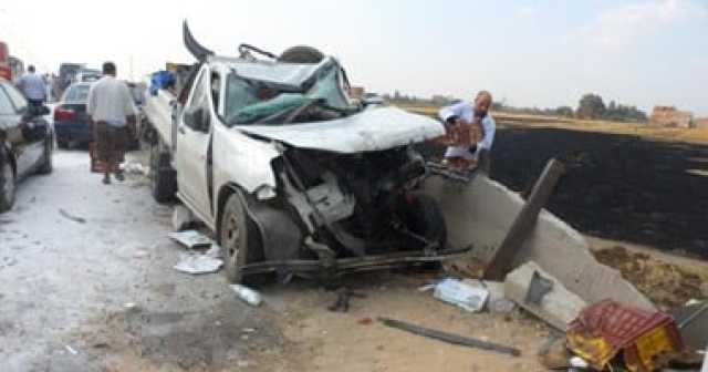 مصرع شخص إثر انقلاب سيارة نصف نقل على طريق مصر الإسماعيلية