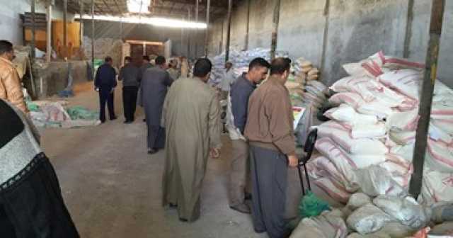 ضبط 259 طن أعلاف حيوانية بمخازن غير مرخصة