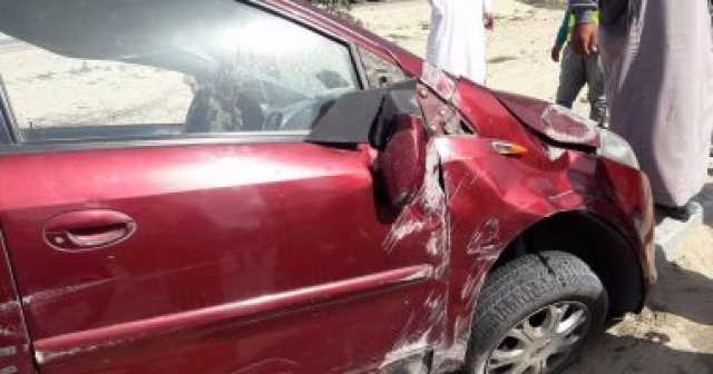 إصابة شخص صدمته سيارة أثناء عبوره الطريق فى البدرشين
