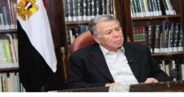 الاستماع لأقوال خفير فيلا حسن حمدى لكشف ملابسات سرقتها بأبو النمرس