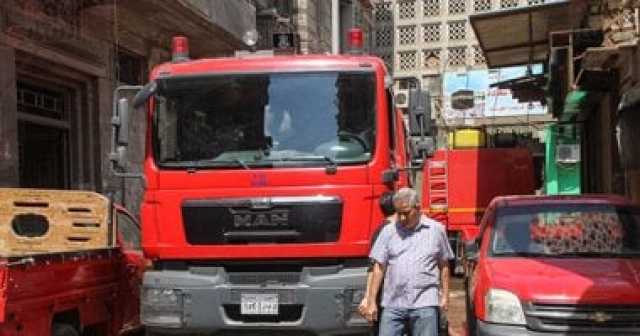 المعاينة: ماس كهربى وراء حريق شركة أدوية بالأزبكية