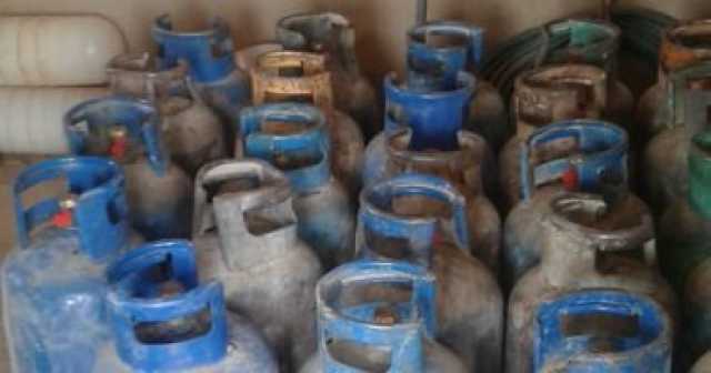 ضبط 105 إسطوانات غاز مدعمة قبل بيعها فى السوق السوداء بالبحيرة