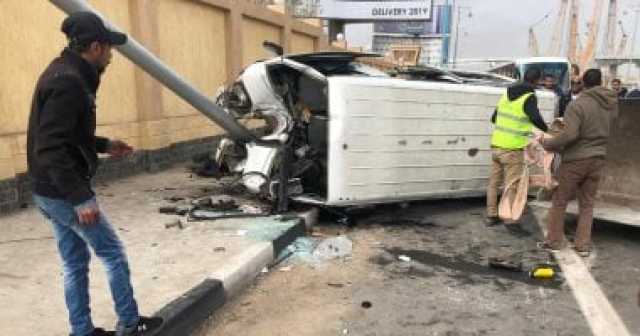 إصابة 5 أشخاص إثر انقلاب ميكروباص بمدينة 6 أكتوبر