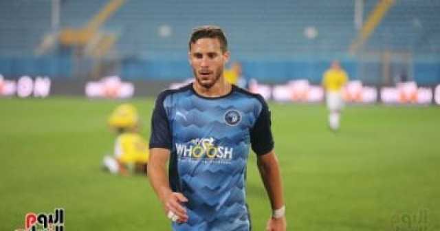 عرض اللاعب رمضان صبحى على النيابة بعد القبض عليه بمطار القاهرة